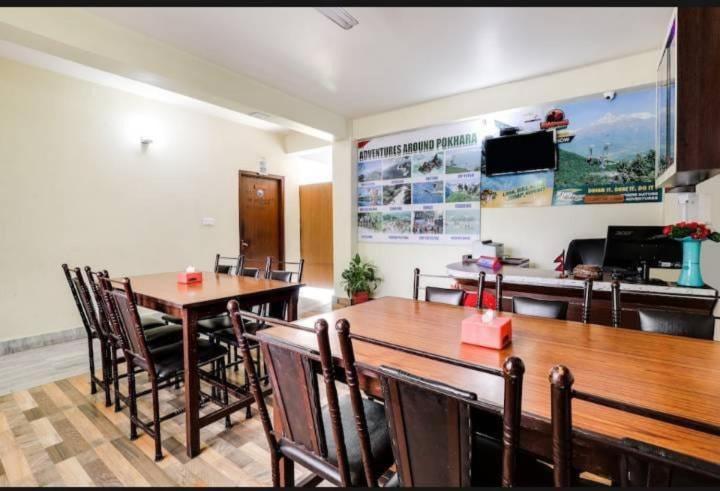 Hotel The Lake Pokhara Exterior foto